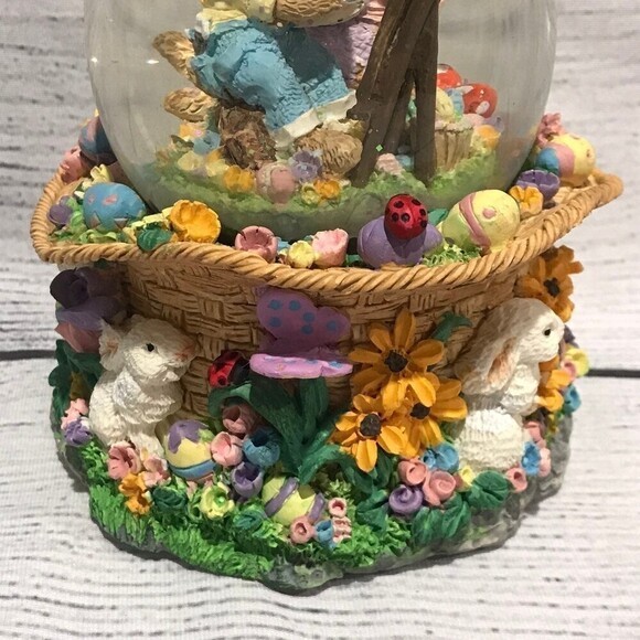 MUSICAL Playing Spring Water Globe. - Picture 2 of 9